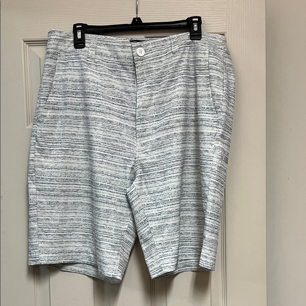 Stylish Men's Striped Shorts in Gray